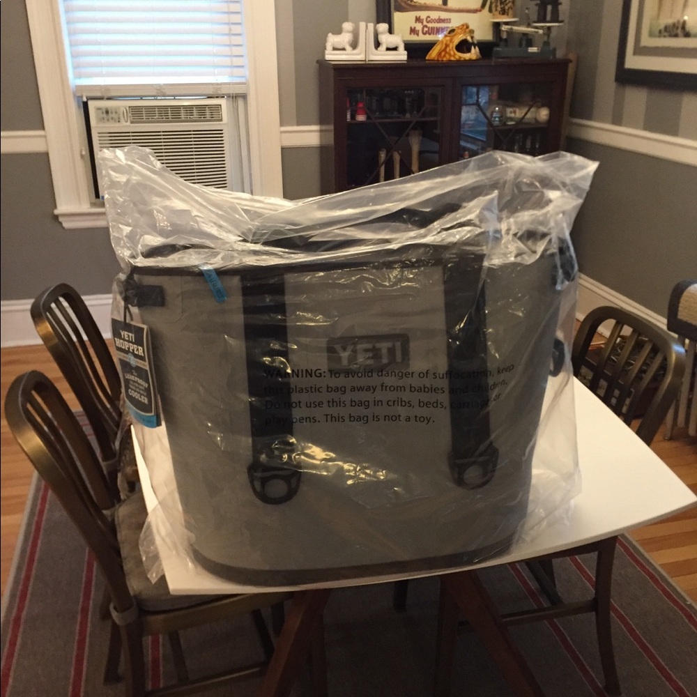 Yeti Hopper 30 NWT